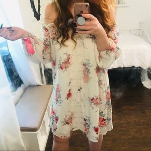 Off the Shoulder Floral Xhilaration Dress 🌸✨